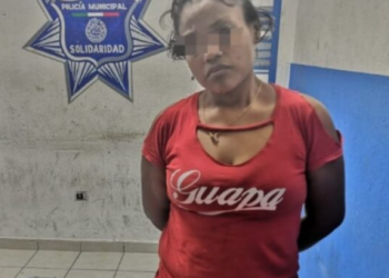 Detienen a mujer por posesión de narcóticos en Playa del Carmen