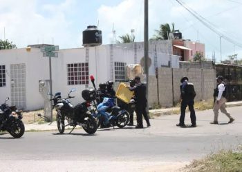 Temen moto repartidores ser confundidos por delincuencia