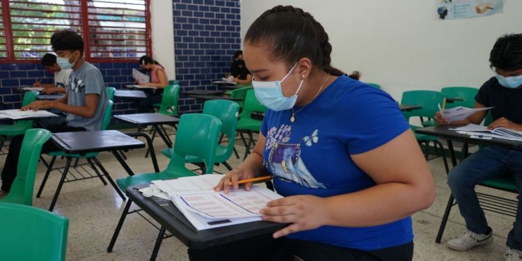 Inicia el regreso a clases presenciales a nivel medio superior en Quintana Roo