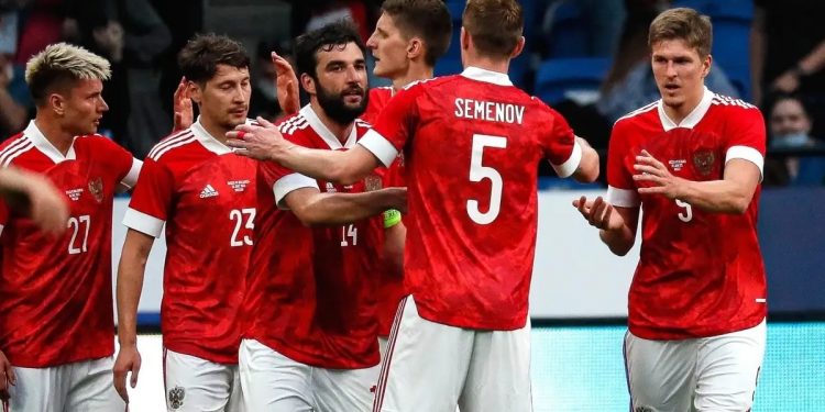 La FIFA expulsa a Rusia del Mundial de Qatar 2022