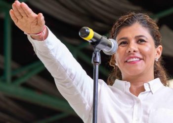 Recibe Leslie Hendricks rubio constancia como candidata del PRI a la gubernatura de Quintana Roo