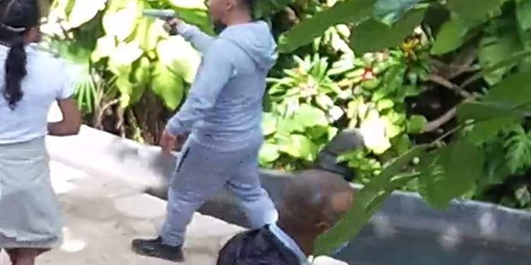 Carlos Joaquín minimiza violencia imparable en Quintana Roo