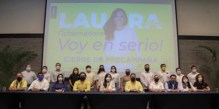 Cierra Laura Fernández su precampaña