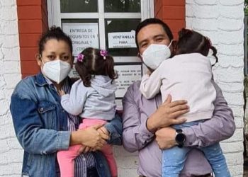 Abogado tabasqueño gana amparo y registra su hija con apellido materno