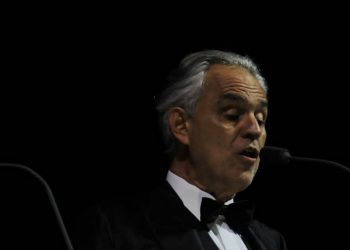 Andrea Bocelli llevó al paraíso a la Riviera Maya con imponente show