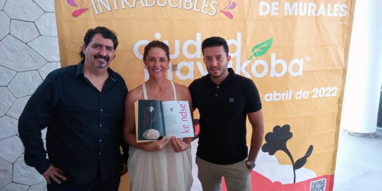 Una exposición de murales que promueve la diversidad lingüística y multicultural de México