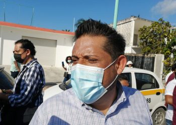 Eduardo Pacho deja al PAN y apoya a Mara