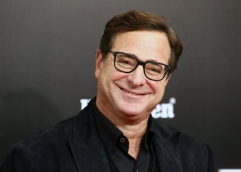 Fallece el actor Bob Saget tras traumatismo Craneoencefálico