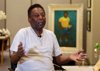 ‘Pelé’ fue hospitalizado otra vez tras un tumor en el Colon