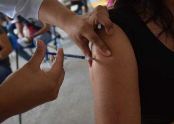 El 94.6% de menores amparados han sido vacunados contra Covid-19: Sedesa