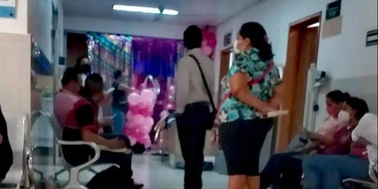 En el IMSS Chetumal les valen los pacientes, primero es la fiesta