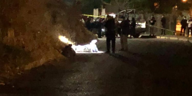 Lo dejan asesinado y envuelto en cobija frente a Sam’s en Chilpancingo