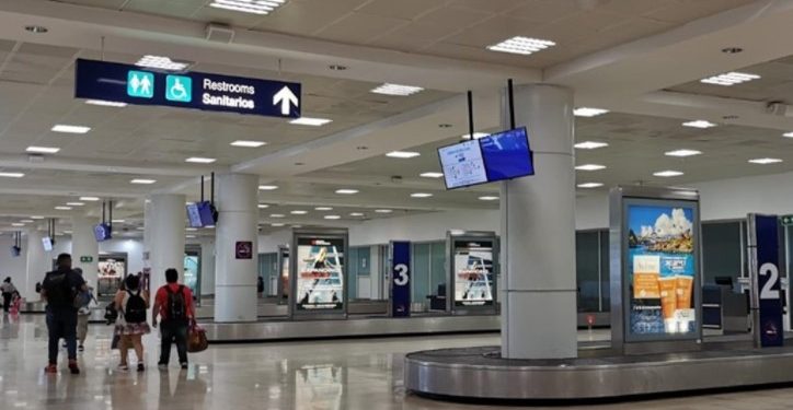 Reportan presunta balacera en aeropuerto internacional de Cancún