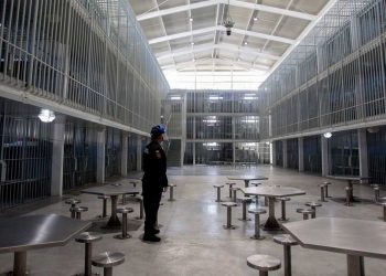 Reportan riña en el Cereso de Apodaca, donde se encuentra «El Bronco»
