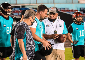 Tiburones Cancún sigue con su indefinición en torno a su entrenador en jefe: otra vez nuevo coach