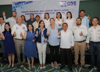 Arropan legisladores panistas a precandidatos de Quintana Roo