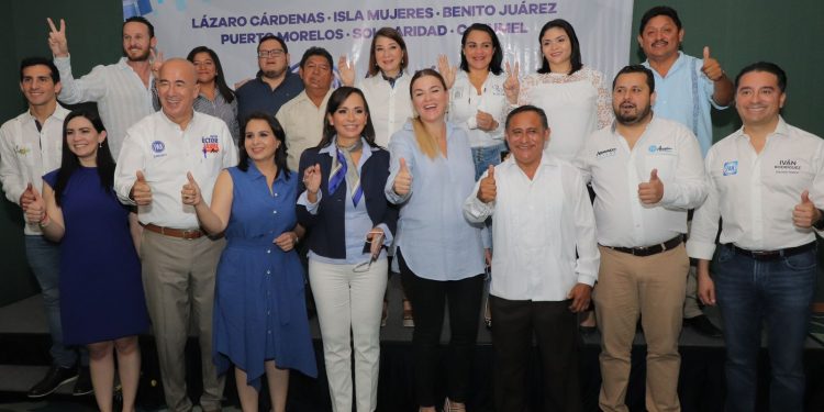 Arropan legisladores panistas a precandidatos de Quintana Roo