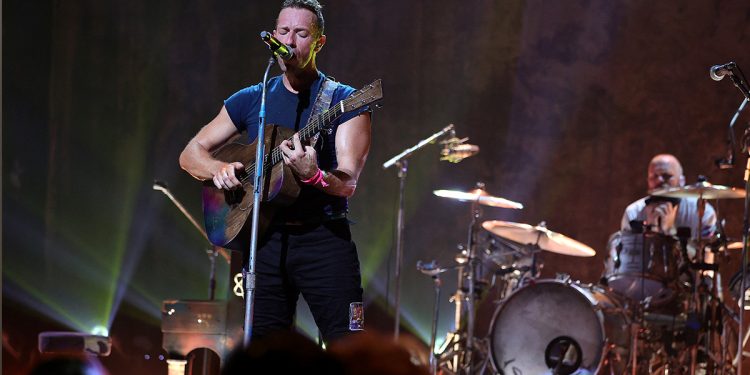 Coldplay le rinde tributo a Taylor Hawking durante su concierto en Monterrey