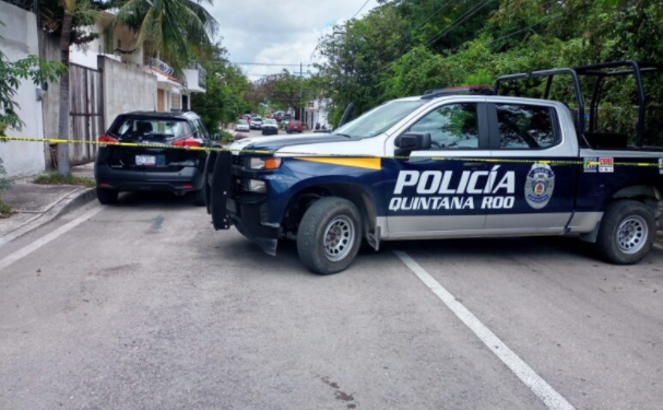 Hallan dos cuerpos embolsados en Playa del Carmen