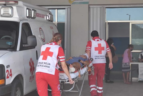 Fallece motociclista tras perder el control y chocar en la avenida Bonampak de Cancún