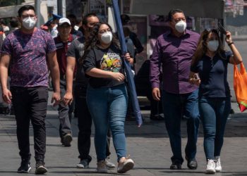 Salud definirá mañana si se retira o no el uso de cubrebocas en el país