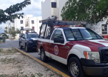 Bomberos salvan a niña en aprietos; quedó atrapada en un protector