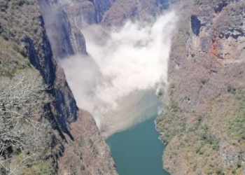 Derrumbe de hoy en Cañón del Sumidero en Chiapas, cerca del «caído» de 2020