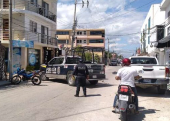 Asaltan violentamente a mujer en Tulum; se llevan más de 100 mil pesos en botín