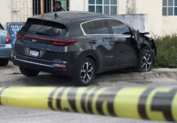 Recuperan camioneta robada en Cancún, no se reportan detenidos