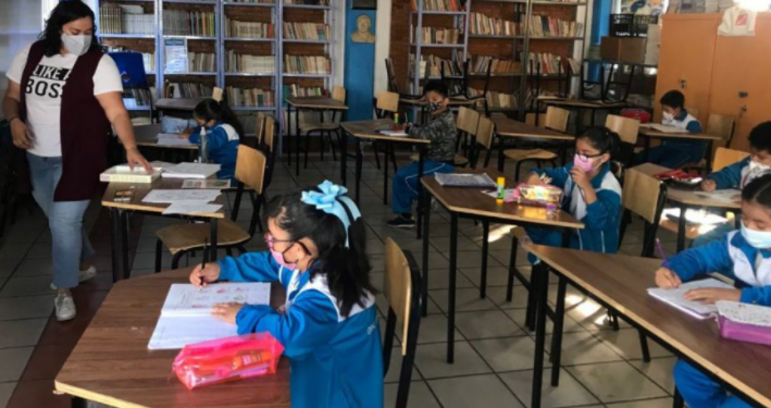 Querétaro continuará con el programa ‘escuelas de tiempo completo’