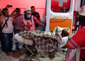 Mujer es internada de urgencia en Cancún luego de recibir ocho impactos de bala