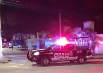 Ataque armado en Villas Otoch; dos hombres resultan heridos y uno ejecutado en Cancún