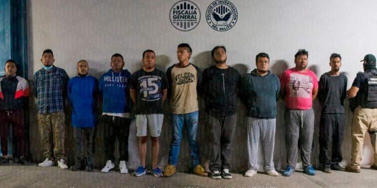 Detienen a 10 hombres involucrados en la trifulca del estadio corregidora