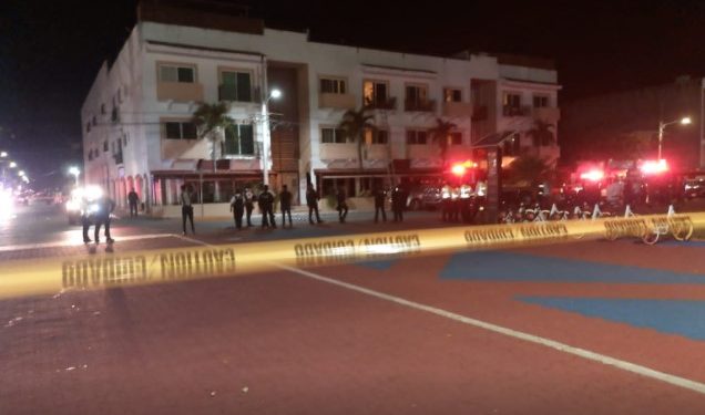 Incendio consume palapa del hotel ‘Pasión’ en Playa del Carmen