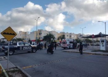Sicarios en una moto intentaron ejecutar a hombre en fraccionamiento de Cancún