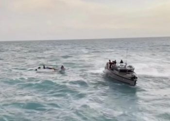 Rescatan a pescadores tras seis días de estar a la deriva