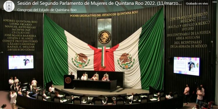 Estudiante de la Unicaribe presenta iniciativa de ley contra acoso en el transporte público