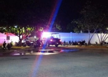 Sujeto muere de posible infarto tras ser asegurado por elementos de la Policía