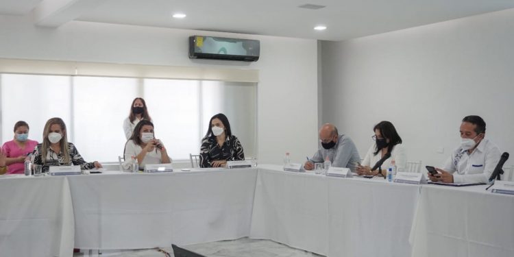 Se reúnen autoridades con la Comisión de Turismo del Senado de la República