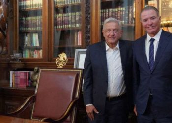 El PRI expulsa a Quirino Ordaz por aceptar embajada en España