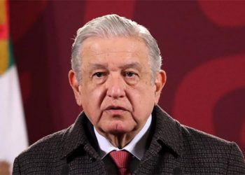 AMLO aprueba reforma para promover la revocación de mandato