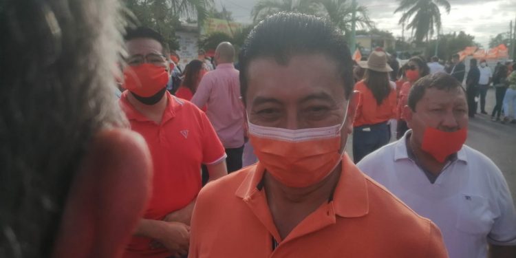 Chucho Pool dijo no ser “chapulín” político