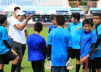 Conviven Cancún FC y Ciudad de la Alegría con niños
