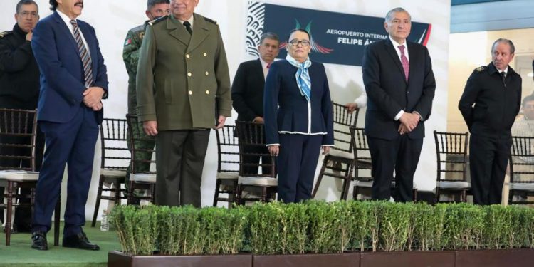 Realiza Aeroméxico el primer vuelo comercial del AIFA