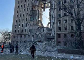 Ataque Ruso deja al menos siete muertos en la ciudad Portuaria de Mykolaiv