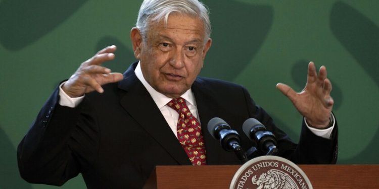 El mandatario ha planteado la posibilidad de presentar una reforma electoral