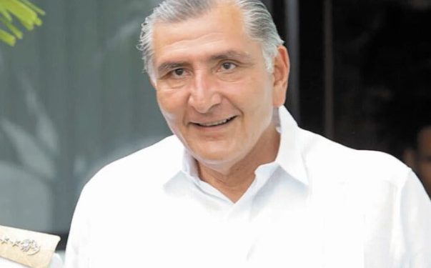 Oposición exige la renuncia de Adán