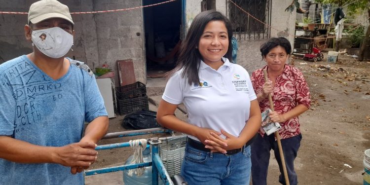 Al votar los jóvenes y las mujeres por las candidatas del PAN-PRD- CPQR mejoran la vida de familias de escasos recursos: Stephany Alejandro