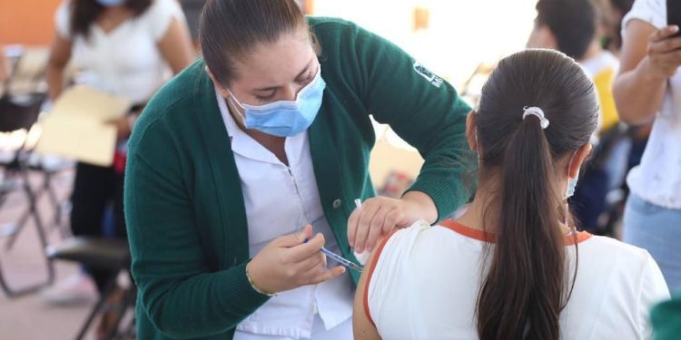 Facilitan procesos de vacunación en Quintana Roo