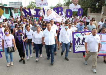 No era para menos, Lázaro Cárdenas respalda totalmente a Nivardo Mena